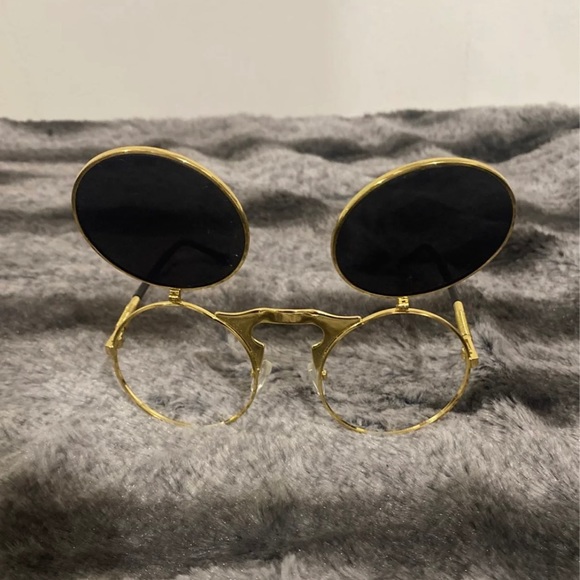 Retro sunglasses - Picture 1 of 3